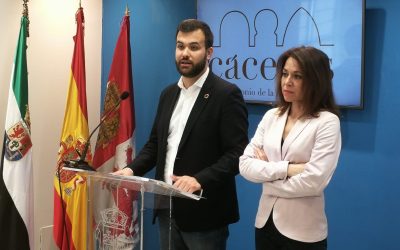 Luis Salaya exige al equipo de Gobierno que convoque con urgencia las 33 plazas de Policía Local