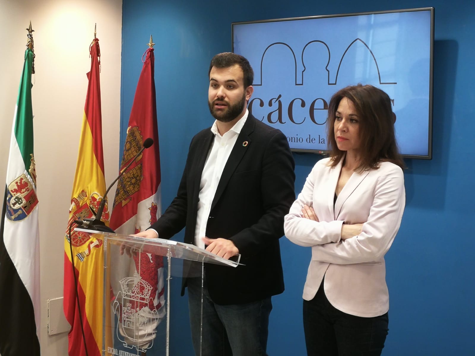Luis Salaya exige al equipo de Gobierno que convoque con urgencia las 33 plazas de Policía Local
