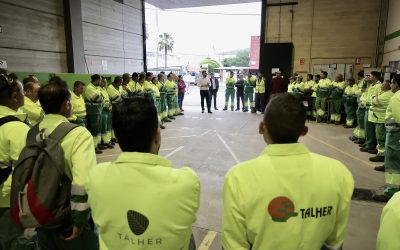 Luis Salaya se compromete a dotar al contrato de mantenimiento de zonas verdes y parques infantiles de más presupuesto, personal y maquinaria