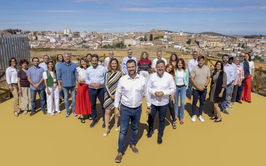 Luis Salaya presenta más de 200 medidas para que Cáceres dé el salto definitivo a la modernidad