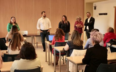 El alcalde Salaya reivindica los programas de empleo como herramienta de inserción en el mercado laboral