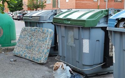 El PSOE exige a Rafa Mateos que tome medidas urgentes ante una ciudad cada vez más sucia por las deficiencias en el servicio de limpieza y recogida de basuras