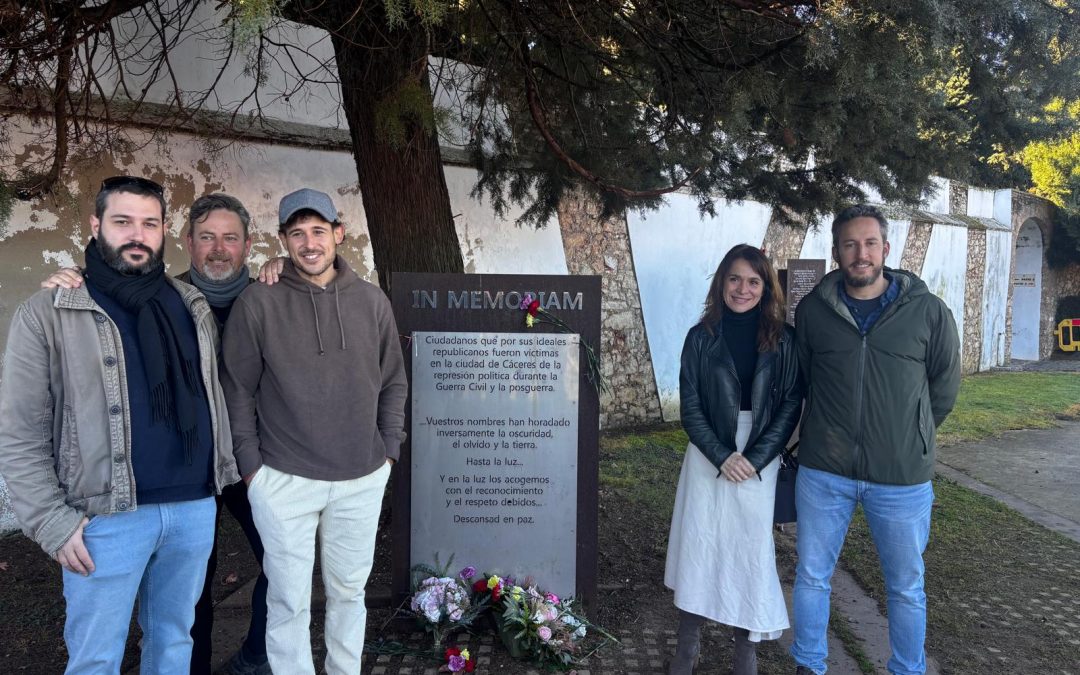 El PSOE demanda a la Junta de Extremadura que desarrolle reglamentariamente la Ley de Memoria Histórica y Democrática