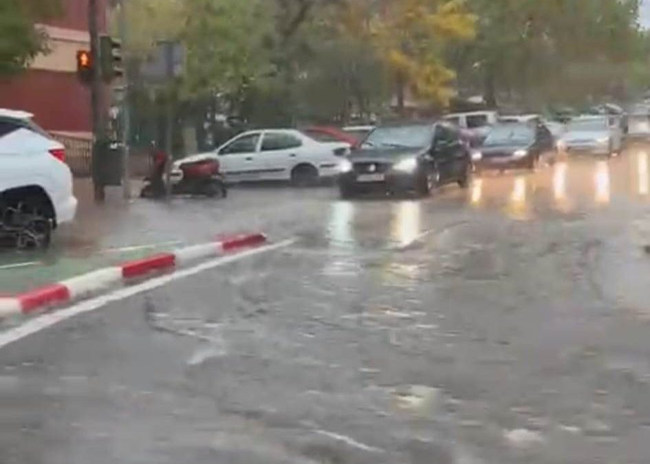 6-11-2025 Rotonda Avenida Bondad lluvias inundan