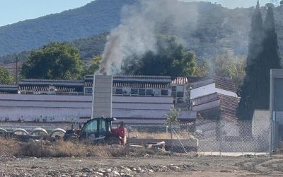 El PSOE pide al equipo de Gobierno que garantice el cumplimiento normativo de las emisiones del horno crematorio del cementerio