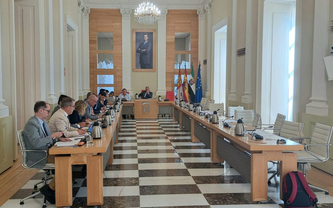 2026-07-16 12 asientos vacios por el abandono de los concejales